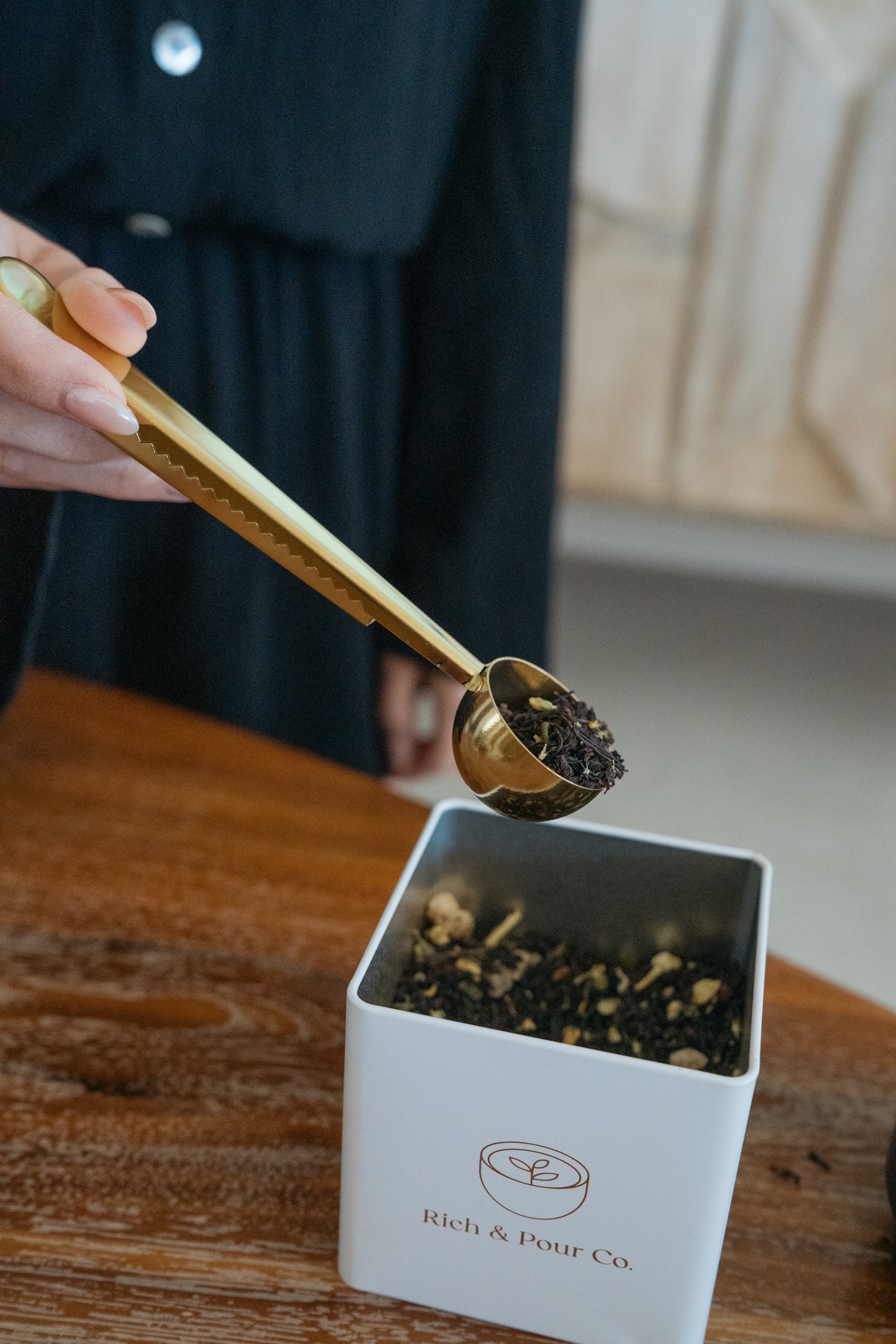 Tea & Coffee Spoon with Bag Clip - Rich And Pour