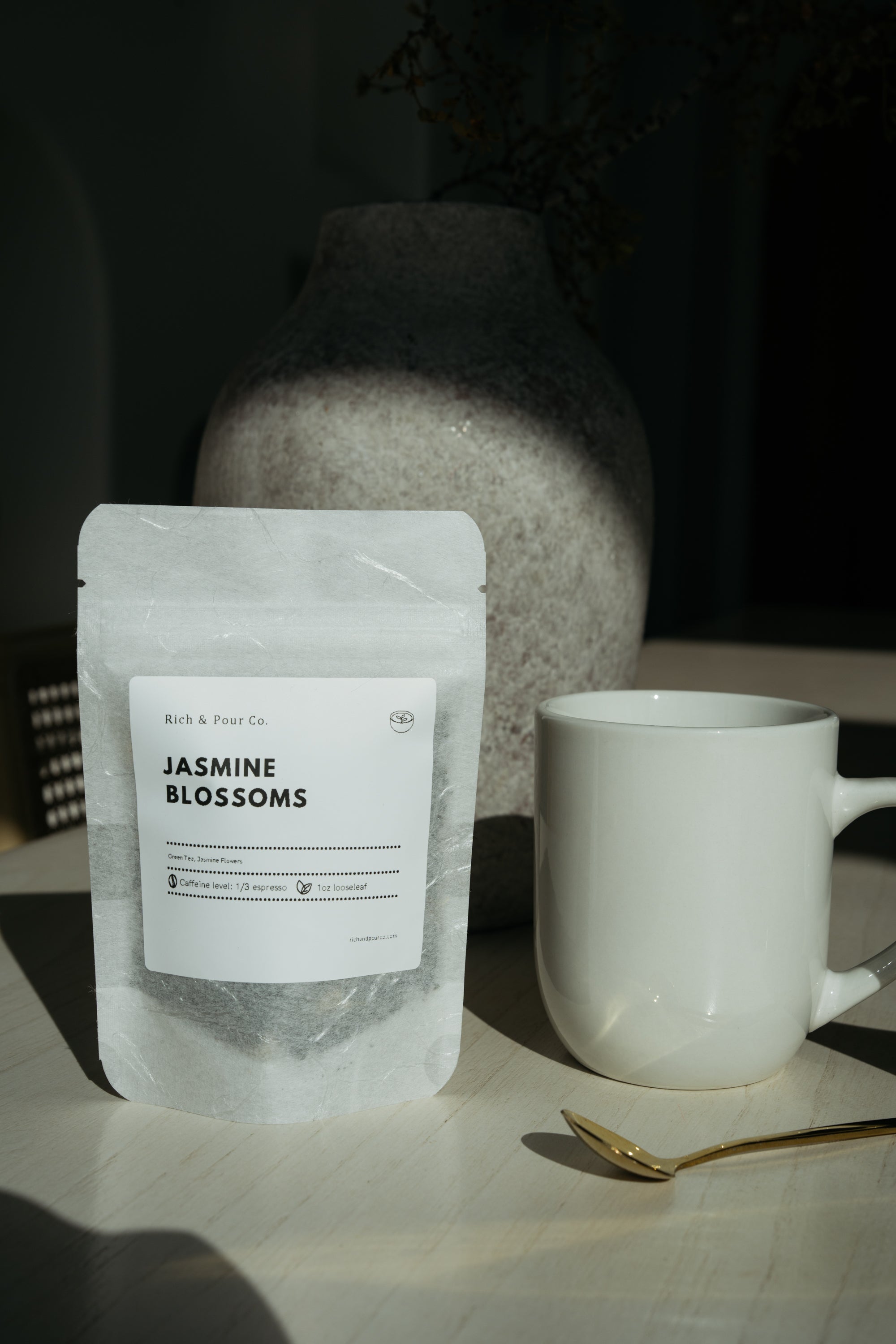 Jasmine Blossoms - Limited Edition - Rich And Pour