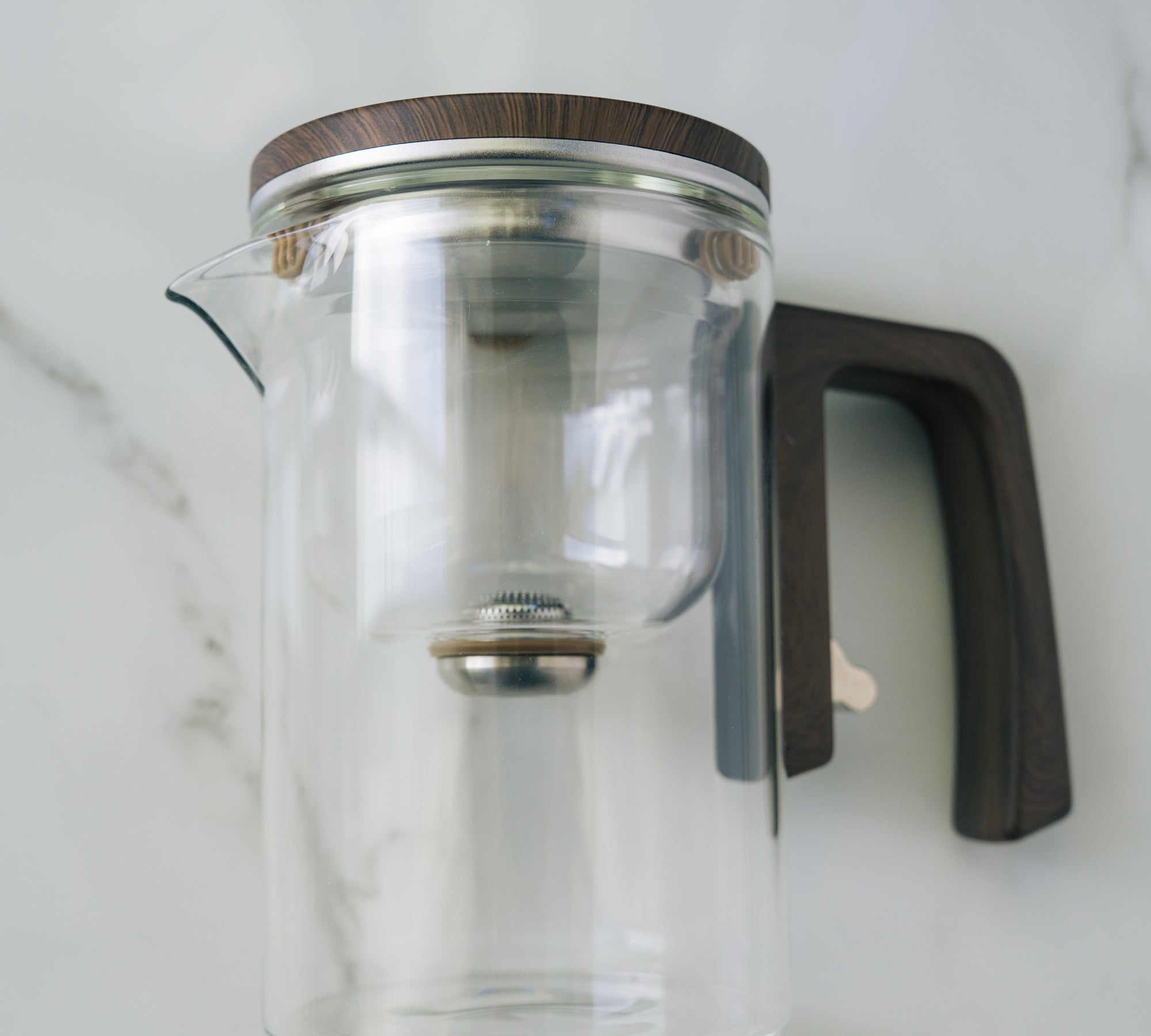 Magnetic Release Glass Teapot with Tea Infuser - Rich And Pour