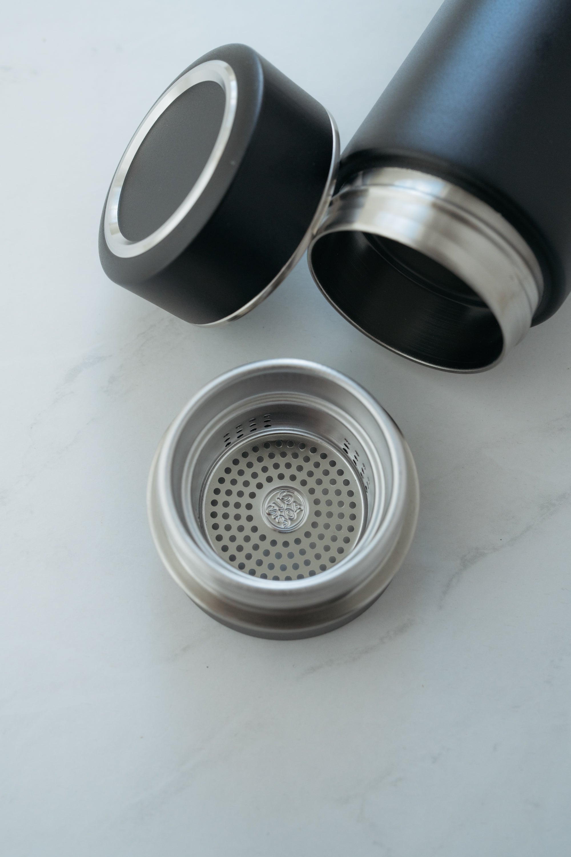 Stainless Steel Insulated Mug w/ Detachable Tea Infuser - Rich And Pour