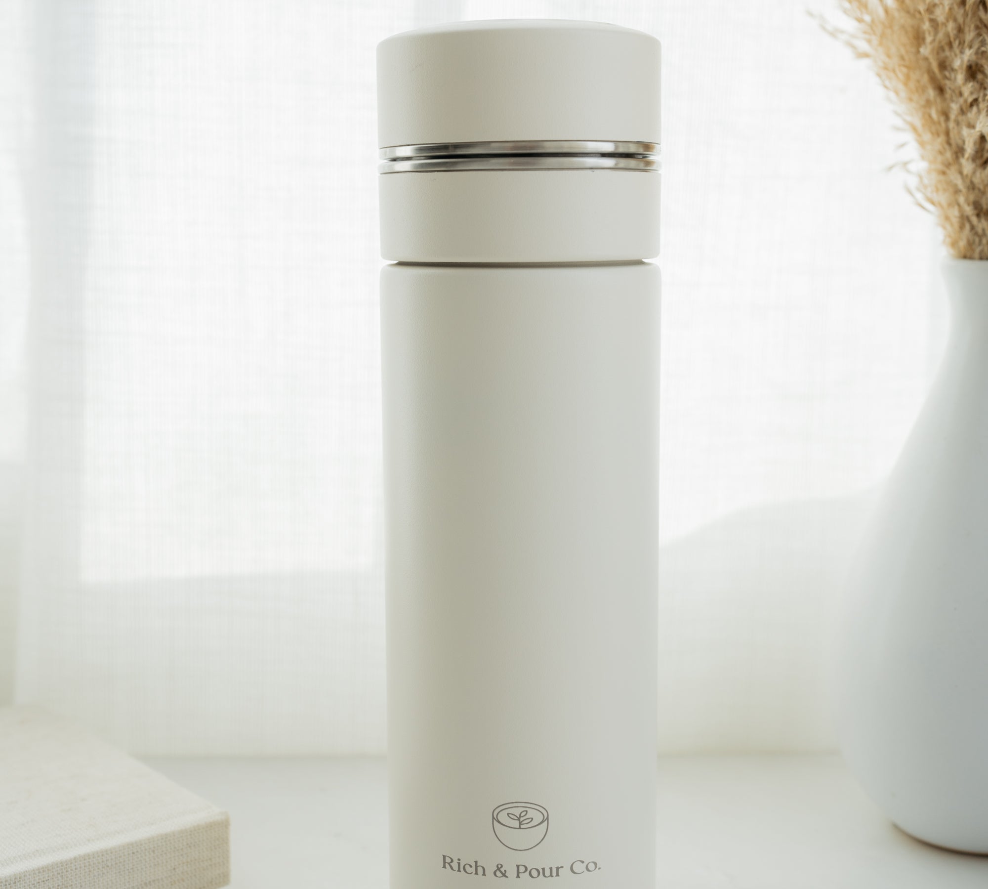 Stainless Steel Insulated Mug w/ Detachable Tea Infuser - Rich And Pour