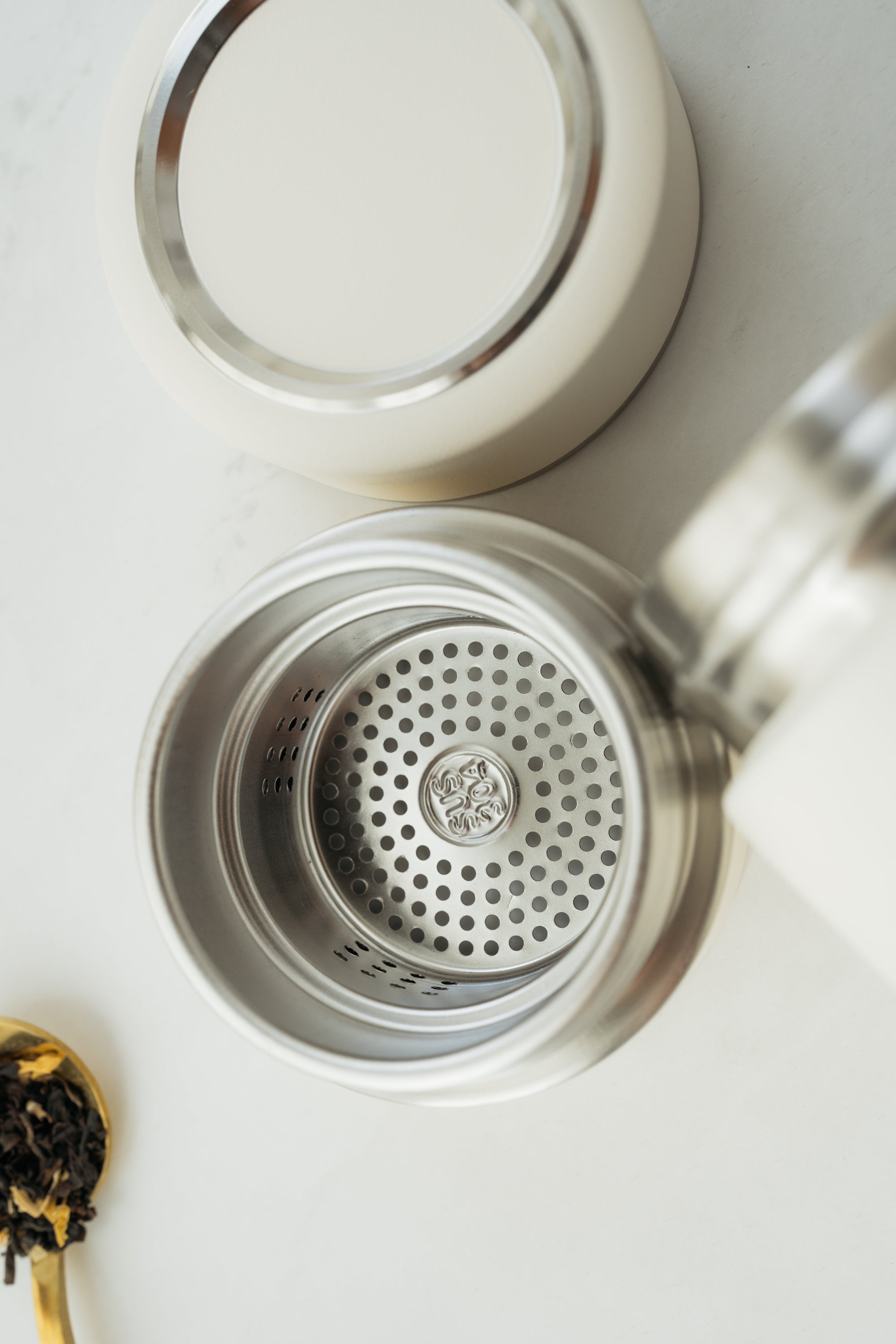 Stainless Steel Insulated Mug w/ Detachable Tea Infuser - Rich And Pour