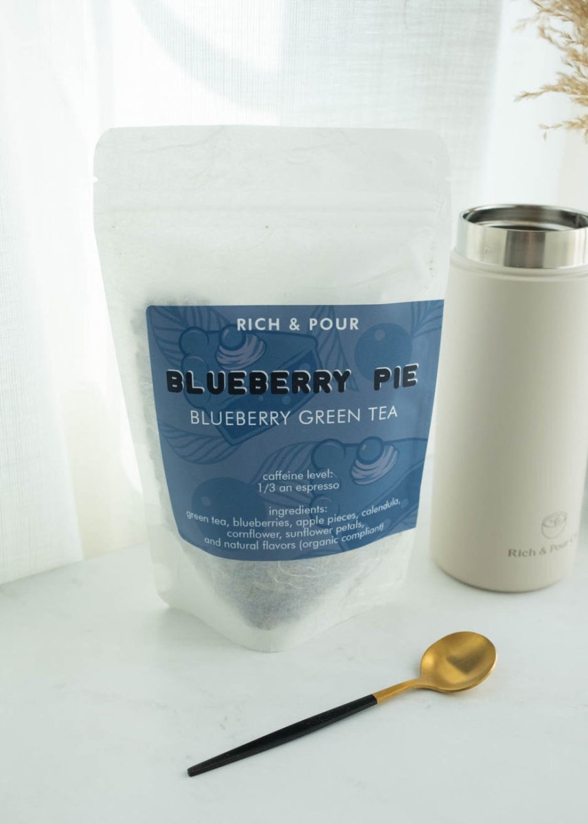 Blueberry Pie - Blueberry Green Tea Blend - Rich And Pour