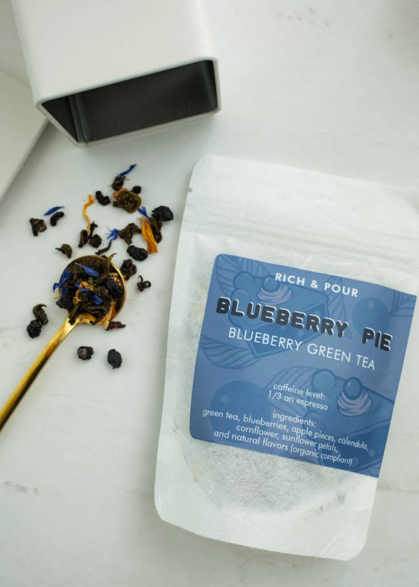 Blueberry Pie - Blueberry Green Tea Blend - Rich And Pour