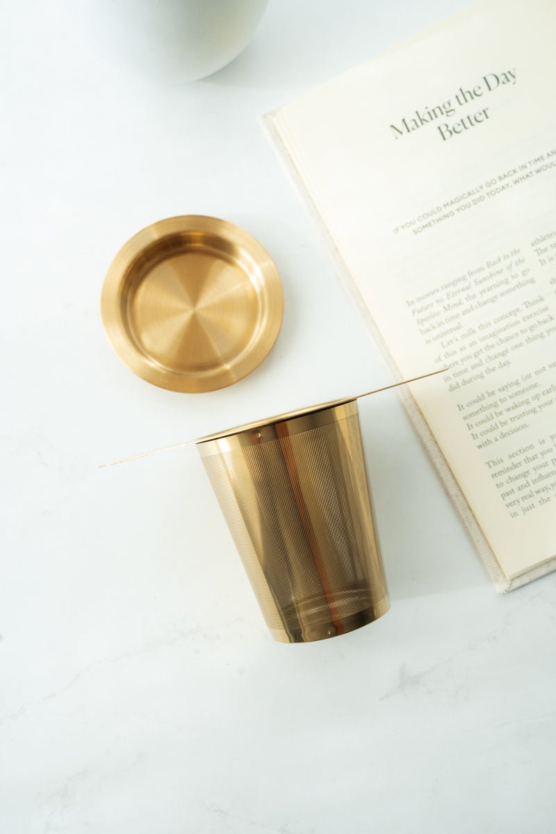 Stainless Steel Tea Infuser Mesh Strainer for Loose Leaf Tea - Rich And Pour