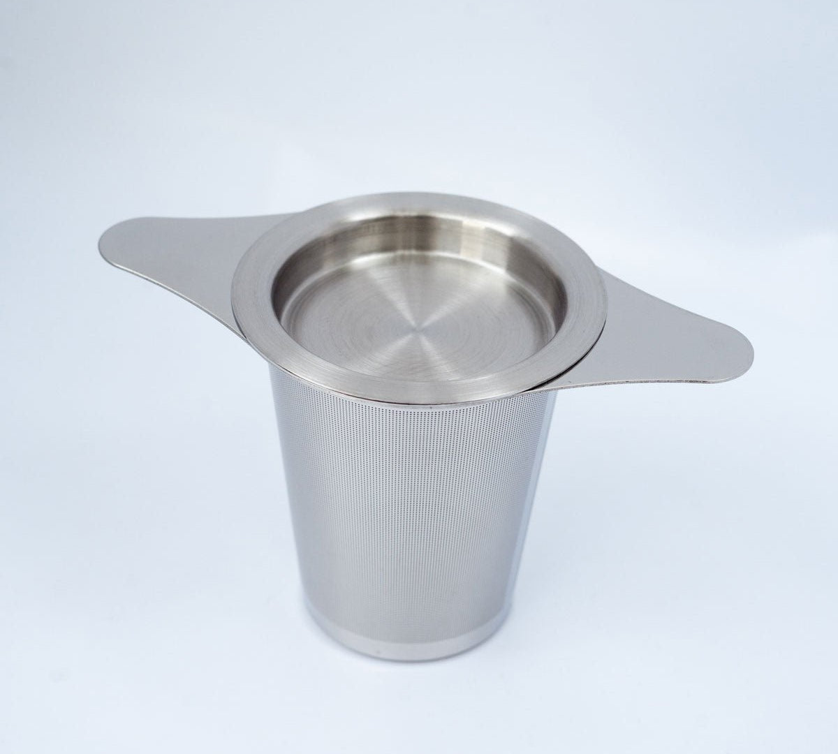 Stainless Steel Tea Infuser Mesh Strainer for Loose Leaf Tea - Rich And Pour