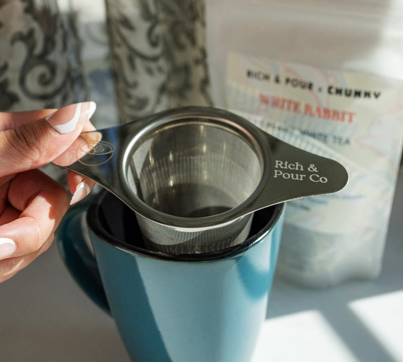 Stainless Steel Tea Infuser Mesh Strainer for Loose Leaf Tea - Rich And Pour