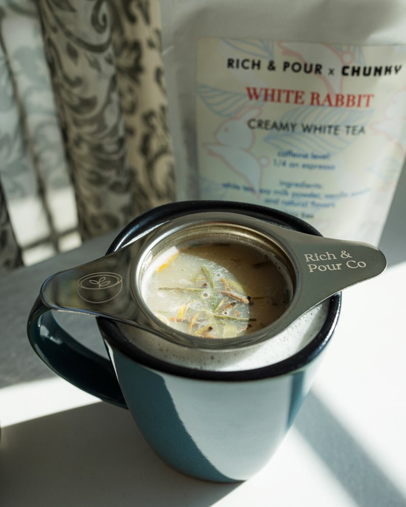 White Rabbit - Creamy White Tea Blend - Rich And Pour